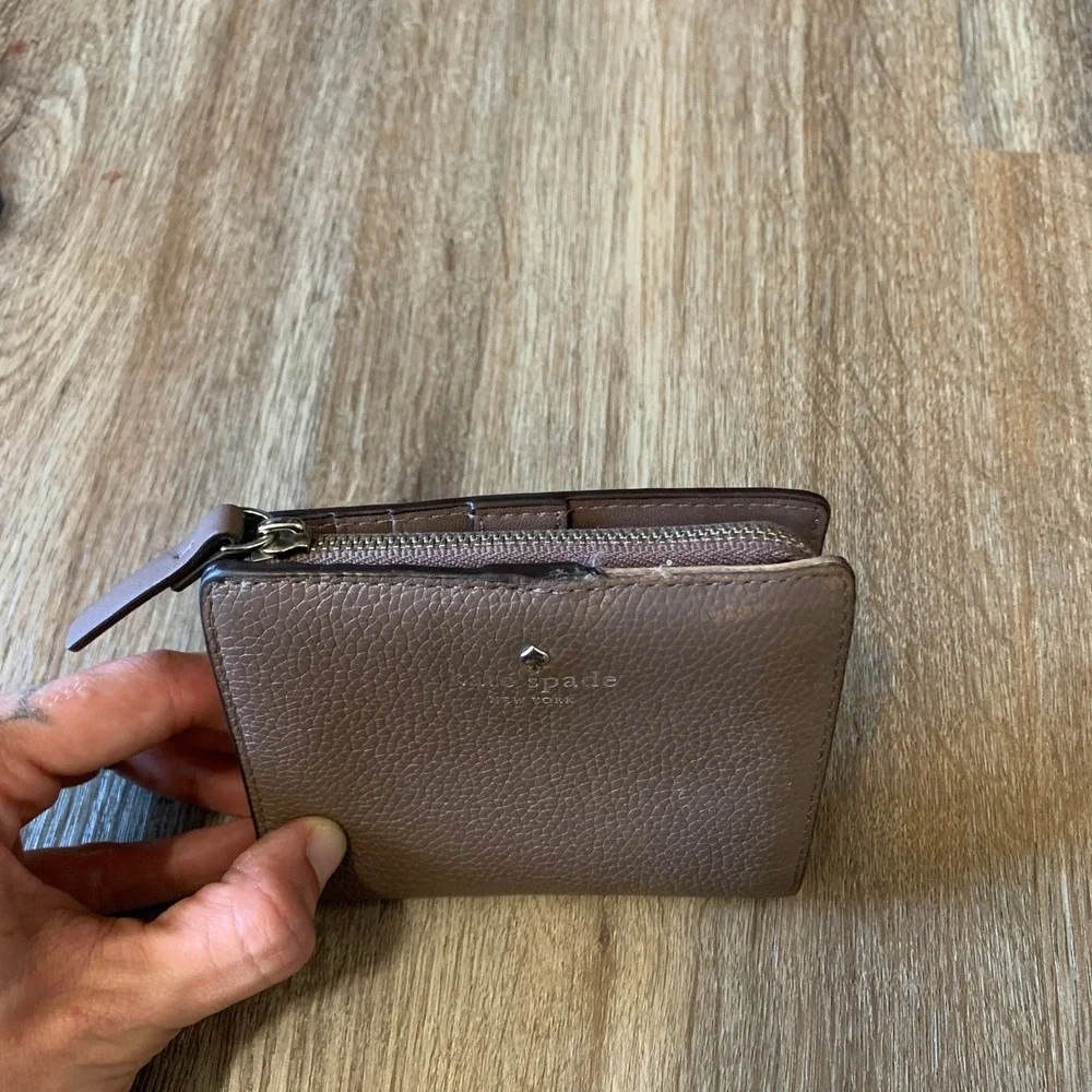 kate spade *has some